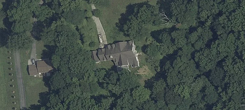 Sprawling Colonial Residence on 12 Acres