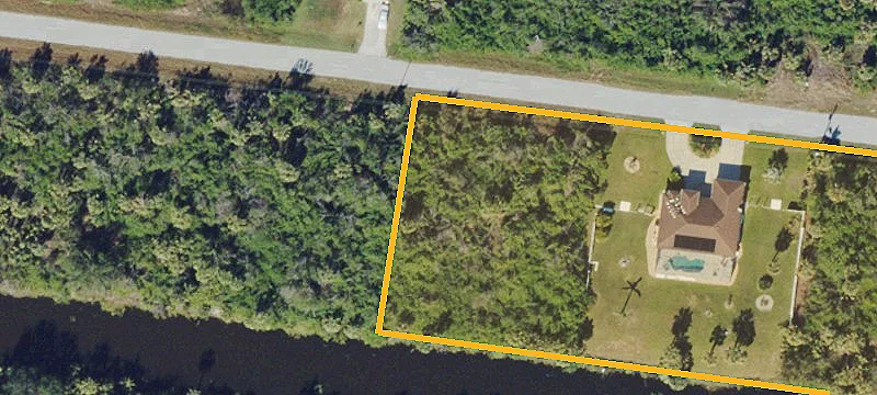 Residential Lot by Fresh Canal