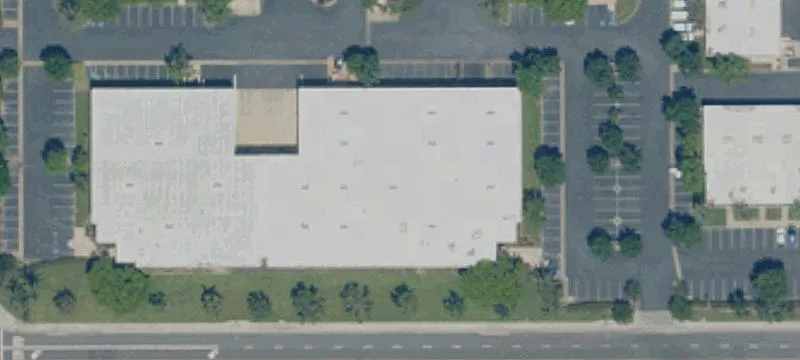 Industrial Building in Commerce Center
