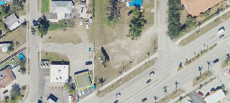 Commercial Property on Palm Beach Blvd