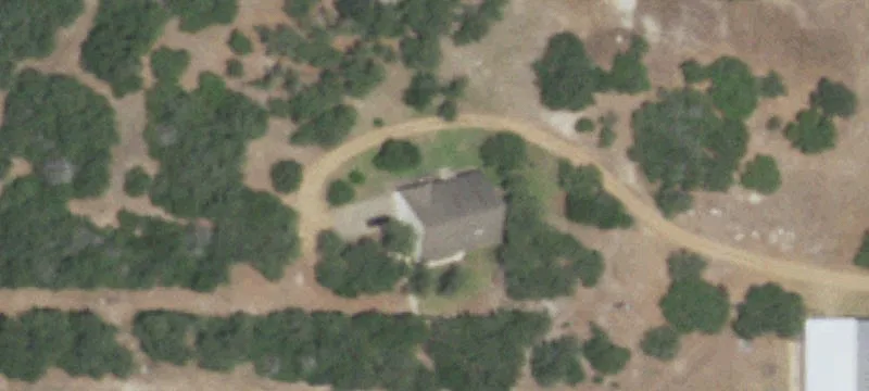 La Grange Ranch with Barn