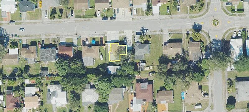 Multifamily Home with Fenced Backyard