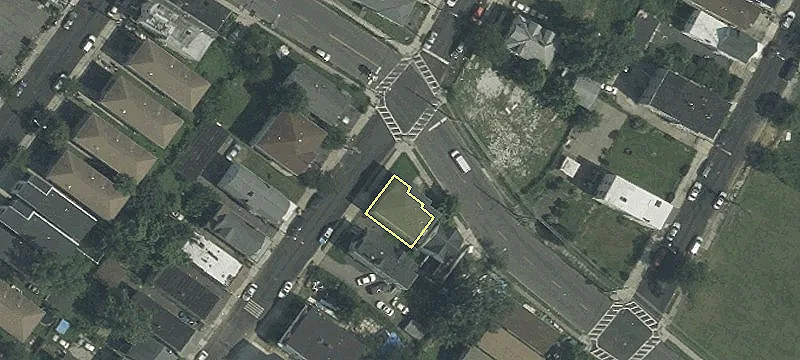 Newark Multifamily Property with Updates