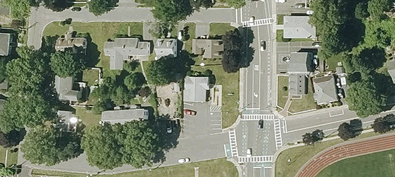 Free Standing Commercial Building