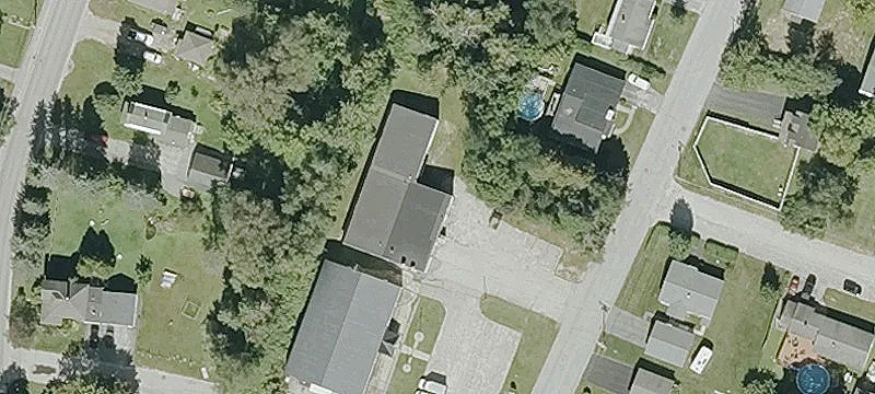 Versatile Income-Producing Commercial Property