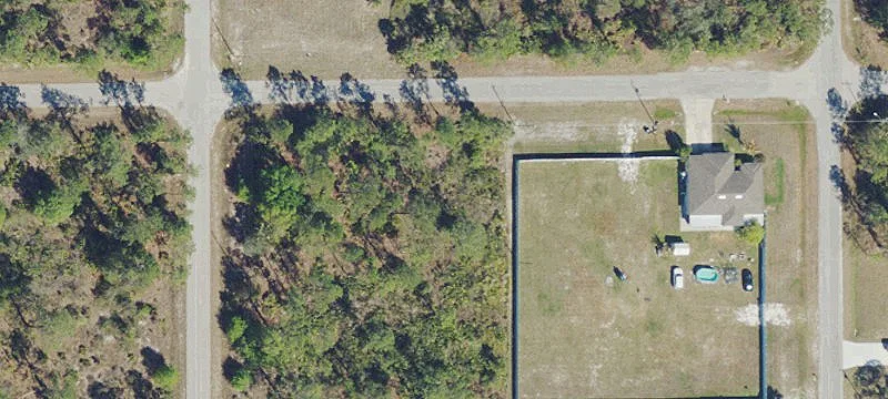 Vacant Lot in Growing Area