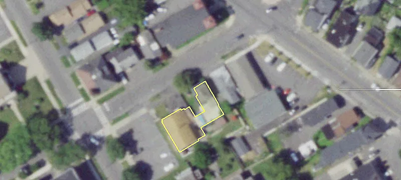 Multifamily Property Near Transportation