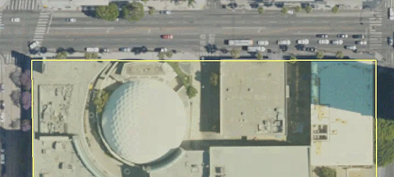 Hollywood Restaurant & Entertainment Space
