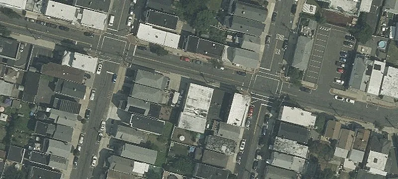 Commercial/Industrial Building with Parking