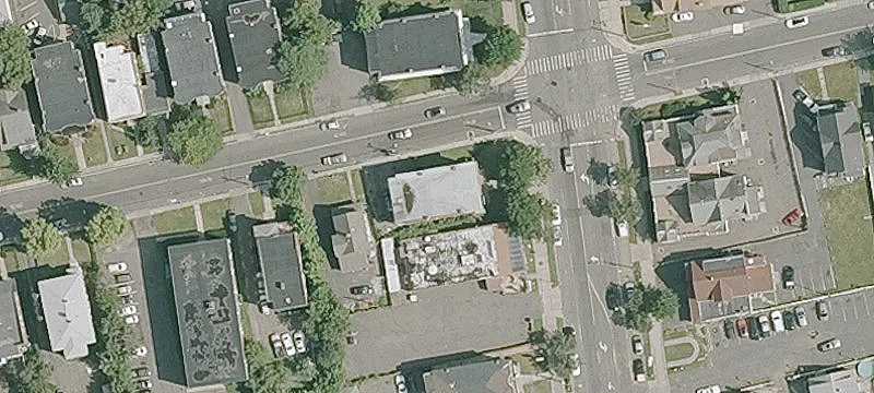 Commercial Space with Private Entrances
