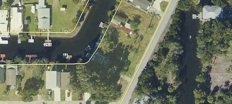 Waterfront Lot with Gulf Access