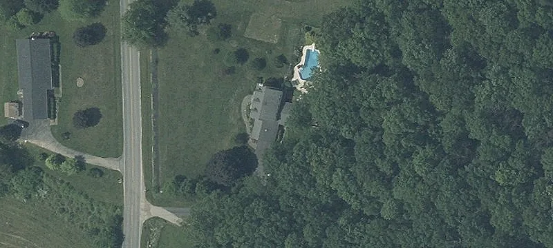 Versatile Mixed-Use Investment Opportunity