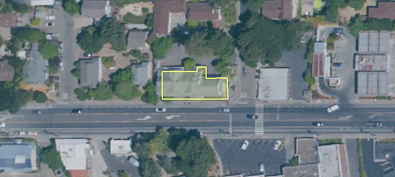 Sebastopol Commercial Building with Suites