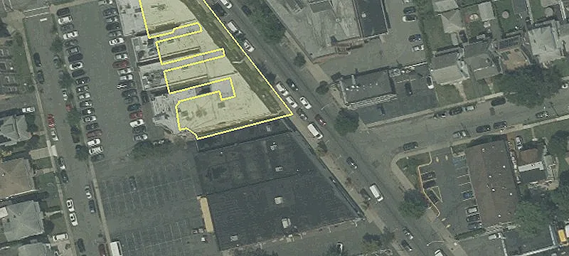 High-Traffic Clifton Retail Space