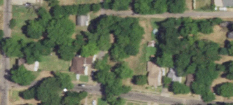Spacious Corner Lot Near Downtown