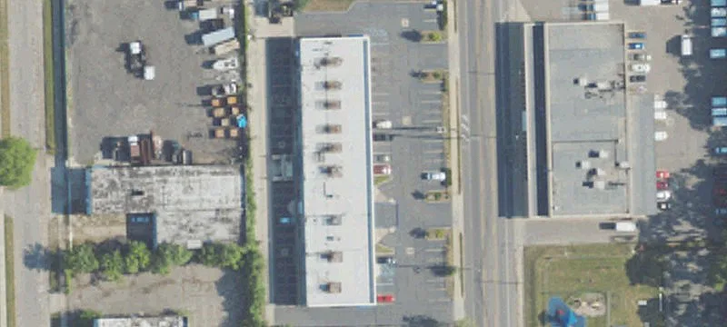 Prime Retail Suite For Lease