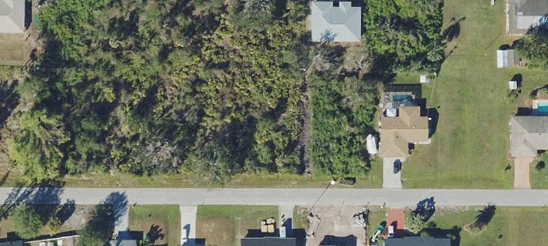 Residential Lot in Gulf Cove