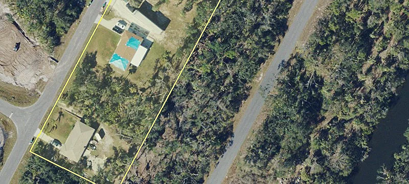Vacant Lot Near Tamiami Trail