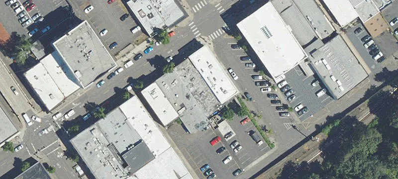 Downtown Oregon City Commercial Building