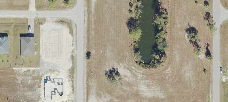 Waterfront Lot in Cape Coral