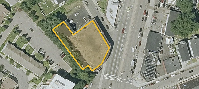 Versatile Mixed-Use Commercial Building
