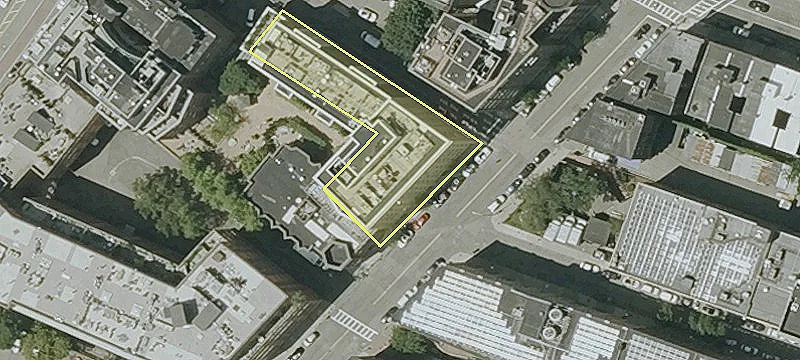 Garage Parking Space in SOWA