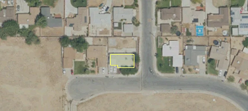2.6 Acres Buildable Land