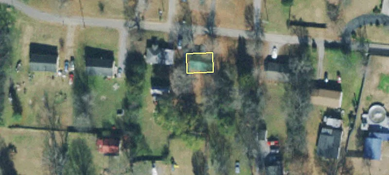 Level Lot in Shelbyville