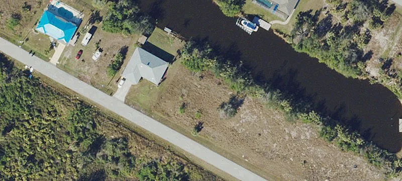 Waterfront Lot in South Gulf