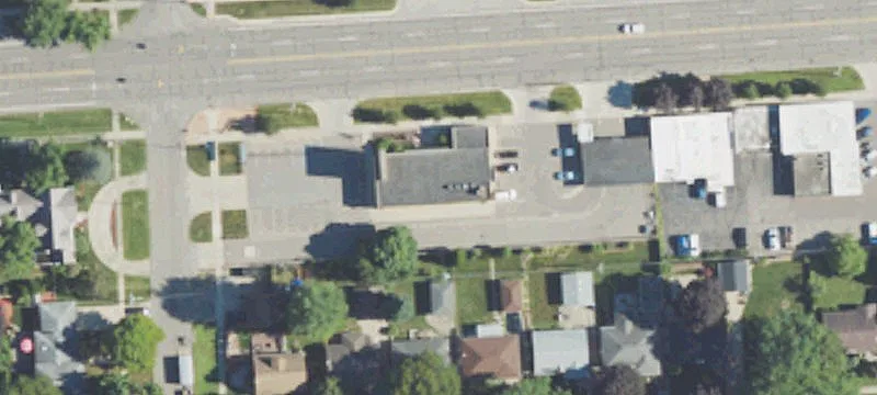 Former Bank on Five Mile