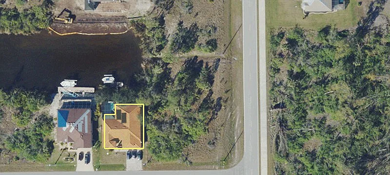 Waterfront Lot in South Gulf