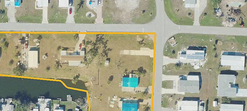 Oversized Lot in Holiday Estates