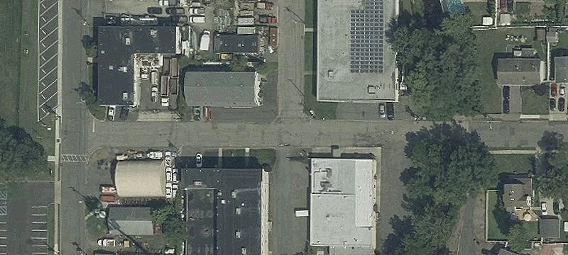 Fully Leased Commercial Building