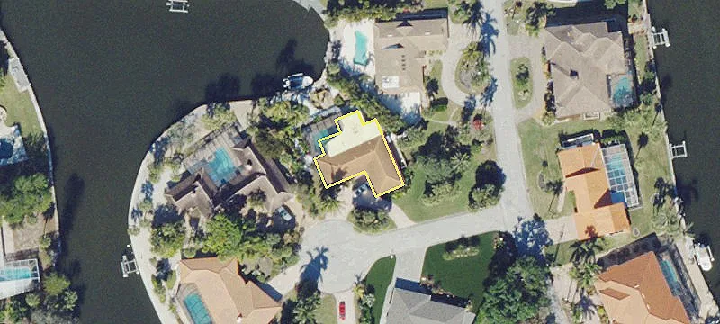 Waterfront Homesite in Siesta Isles