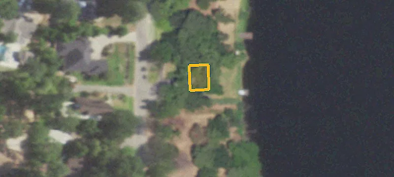 Waterfront Lot in Hideaway Lake