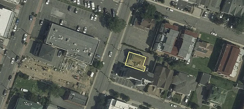 Versatile Space in Prime Location