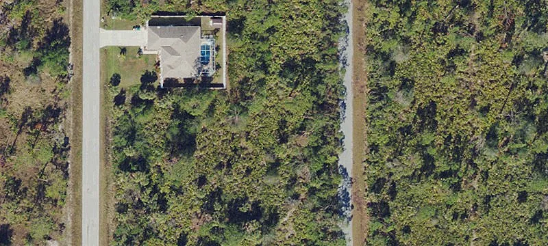 Residential Lot in Gulf Cove