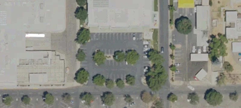 Merced Retail Space Near Mall