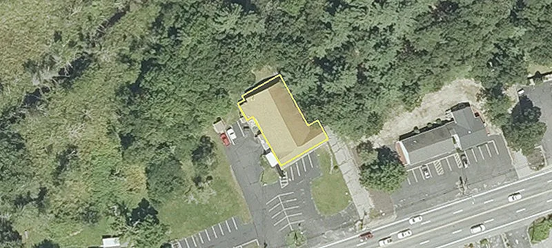 Commercial Space on Tiogue Avenue