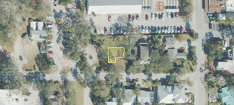 Mixed-Use Lot Near Flagler Ave
