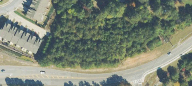 Commercial Land in Growing Area