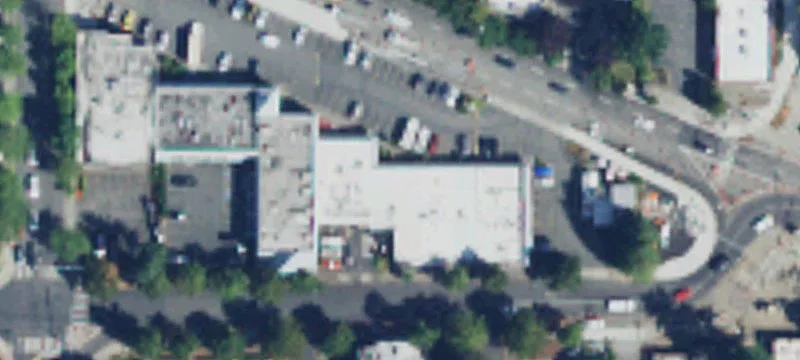 Redmond Retail Space For Lease