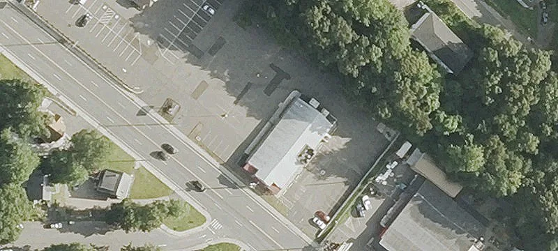 Renovated Mixed-Use Property For Lease