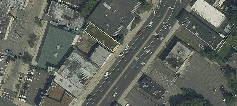 Commercial Unit For Lease
