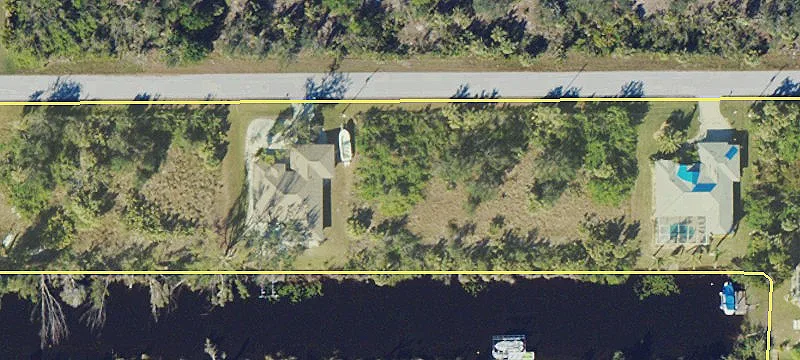 Waterfront Lot in South Gulf