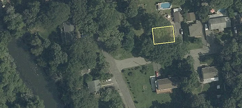 Land in Floodway For Sale