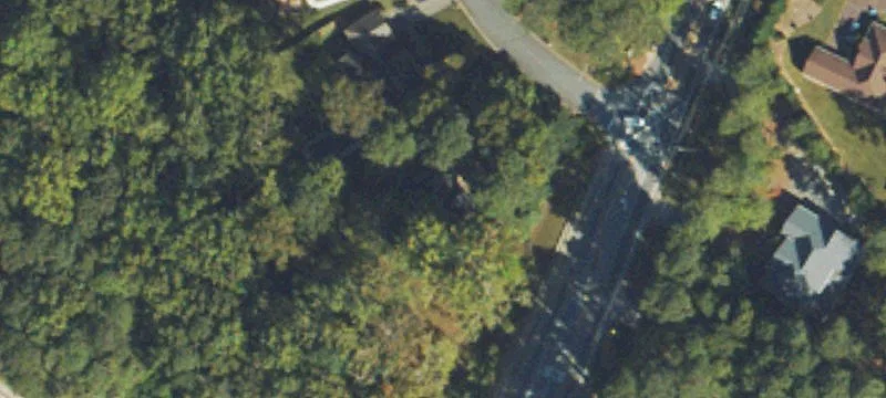 Commercial Land in High-Traffic Area