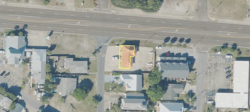 Commercial Lot Near Beach