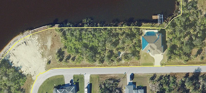 Port Charlotte Lakefront Homesite Opportunity