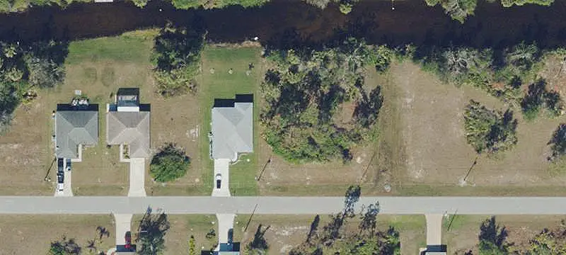 Waterfront Lot in Rotonda Lakes